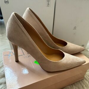 Altramarea Suede Nude Pumps Handcrafted in Italy size 7.5 (EU 38)